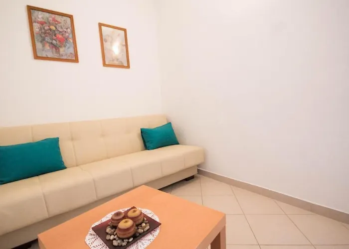 Rose Mit Balkon By Interhome *